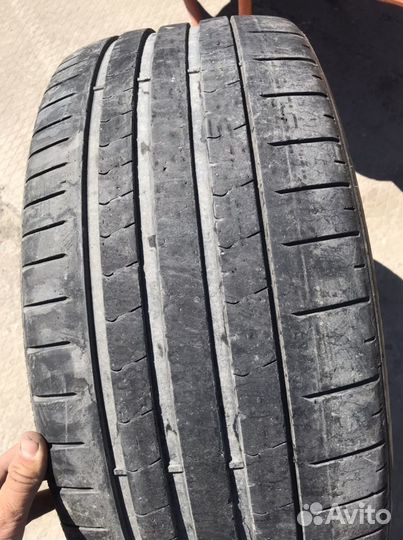 Goodyear Eagle F1 Asymmetric 3 275/30 R20 и 275/30 R20