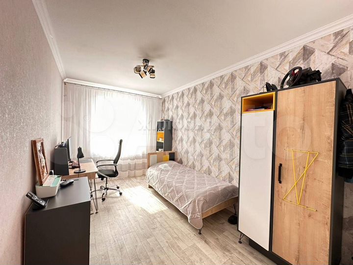 3-к. квартира, 81,8 м², 9/16 эт.