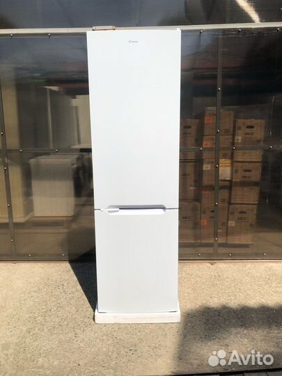 Холодильник Candy ccrn6200W. новый. гарантия