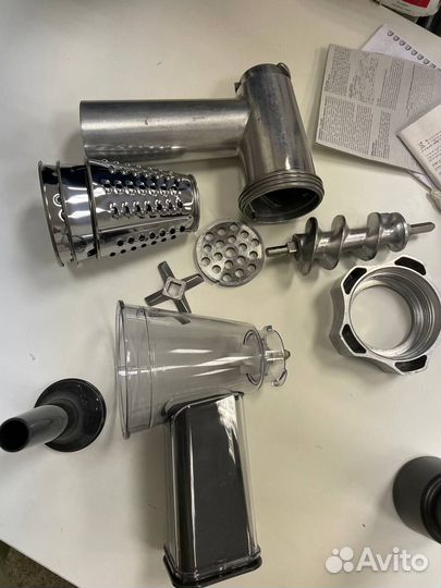 Мясорубка Moulinex HV8 ME687832