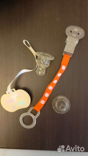 Клипса-держатель для пустышки