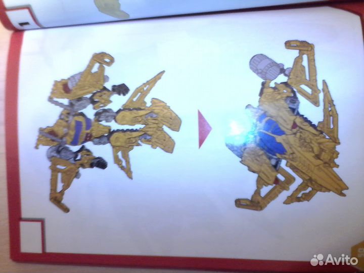 Трансформер Бамбэлби из конструктора