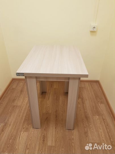 Кухонный стол раскладной бу