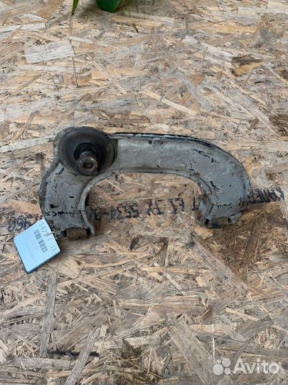 Рычаг подвески передний правый Kia Magentis EF