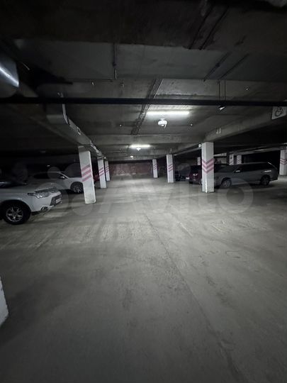 Машиноместо, 18 м²