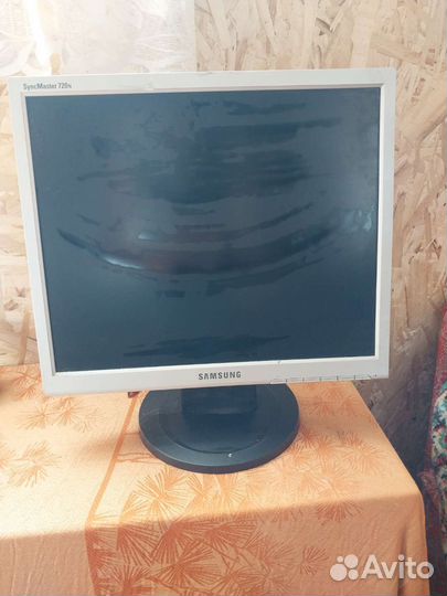 Монитор Samsung