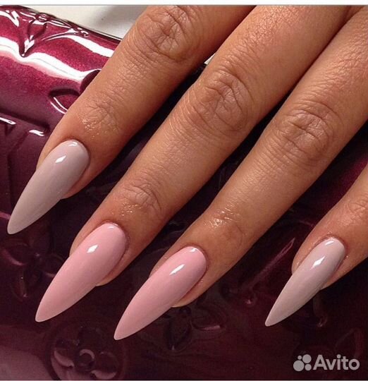 Модель на маникюр наращивание и педикюр