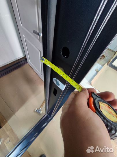 Дверь входная 11см 96я