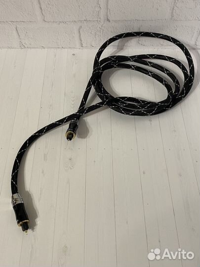 Оптический аудио кабель