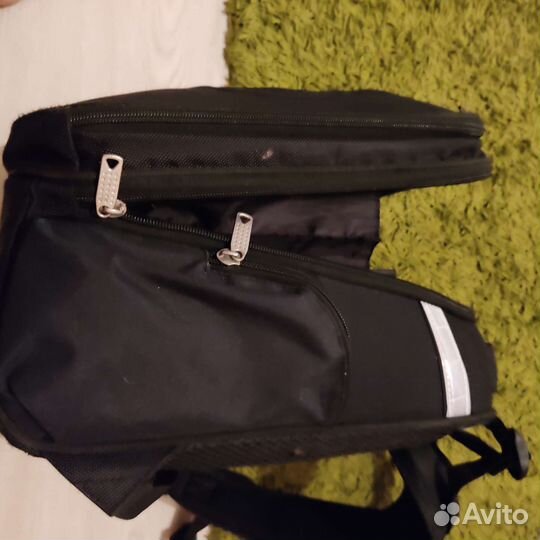 Школьный рюкзак