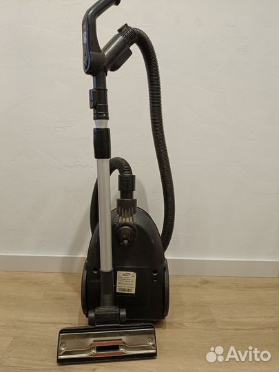 Пылесос б/у Samsung