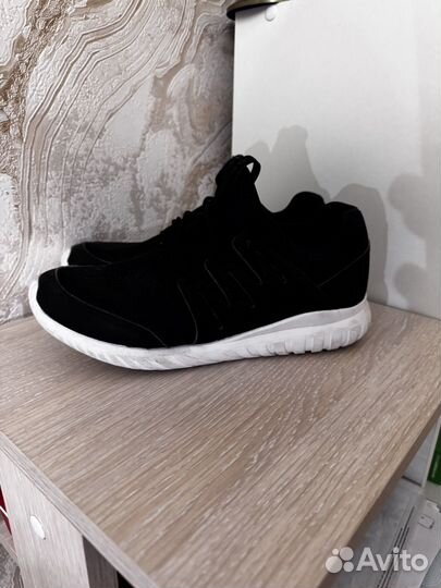 Кроссовки adidas оригиналы 38р в идеале