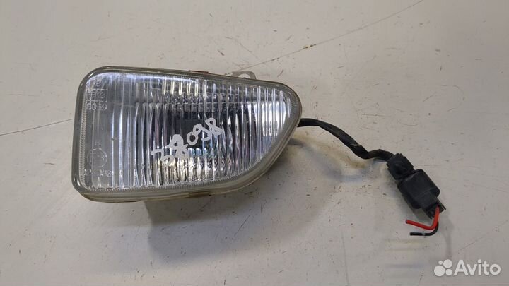 Фара противотуманная Mitsubishi Colt, 1997