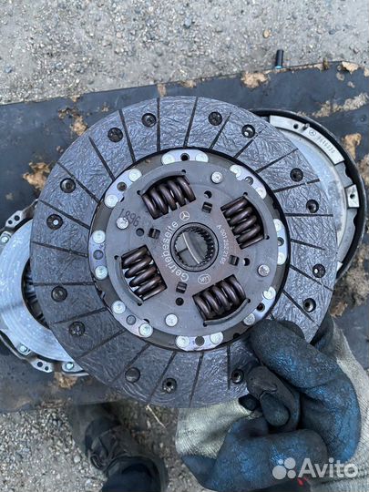 Маховик сцепление корзина Mercedes ом646 ом611