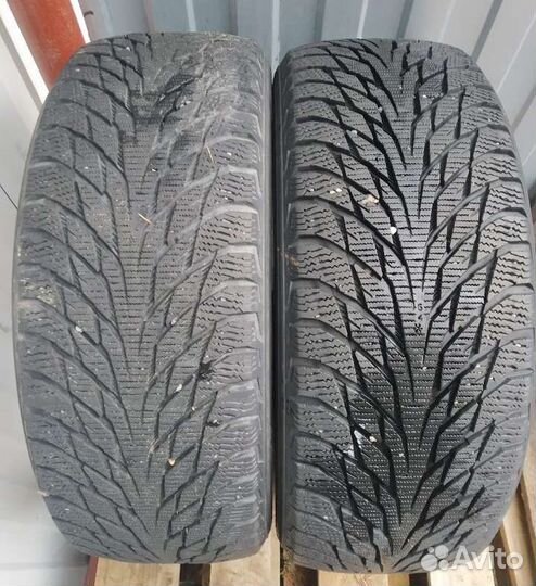 Nokian Tyres Hakkapeliitta R2 215/55 R17