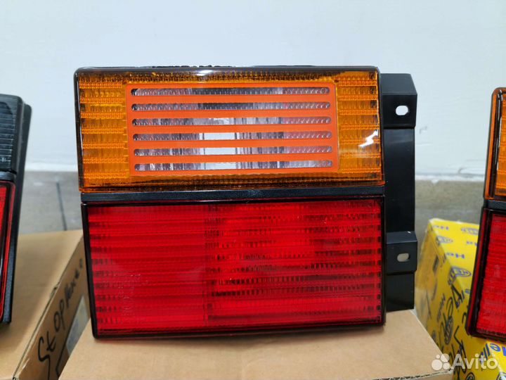 Задние новые фонари Volkswagen Vento/Jetta