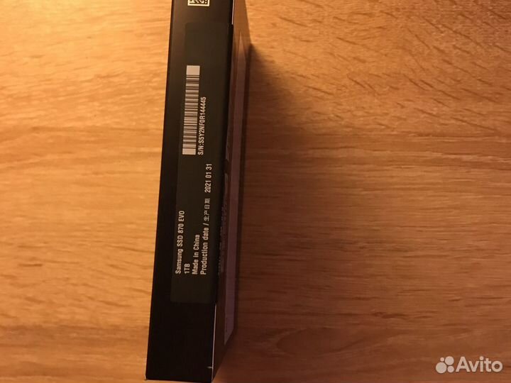 SSD Samsung 870 EVO 1TB MZ-77e1t0bw новый