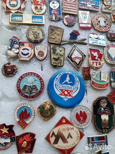 Значки СССР пионерия, юные