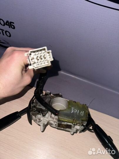 Блок подрулевых переключателей Kia Rio 1 1.5 A5D