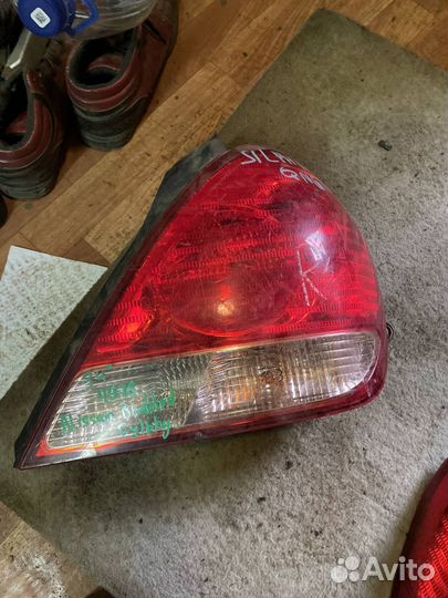 Стоп-сигнал на nissan bluebird sylphy QNG10 4978