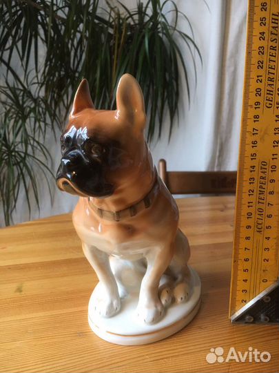 Статуэтка бульдог