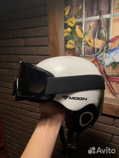 Горнолыжный шлем