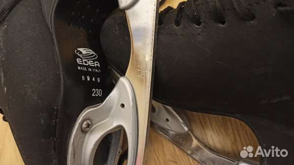 Ботинки для фигурного катания