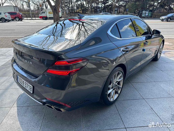 Genesis G70 2.0 AT, 2022, 14 000 км