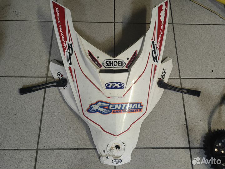 Капот BRP Lynx rave 600rs