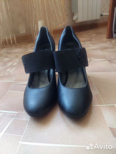 Туфли женские 40 размер