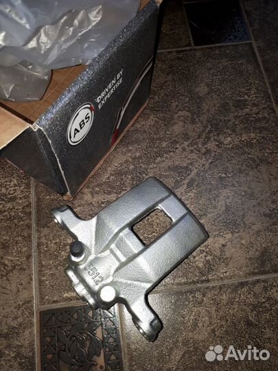 Суппорт на nissan x-Trail ABS 721152