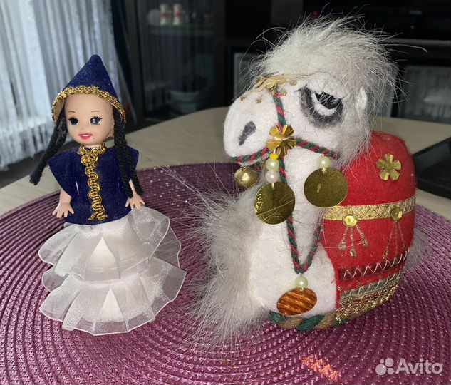 Фигурки, статуэтки