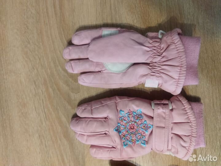 Варежки и перчатки