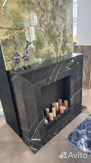 Стеновая панель панно из камня с подсветкой