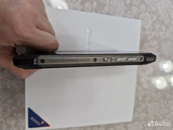 Blackview BV6900, 4/64 ГБ