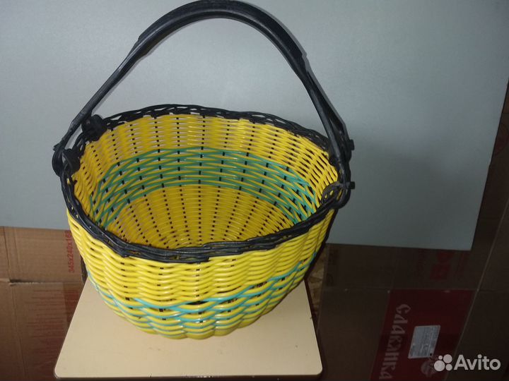 Корзина плетеная