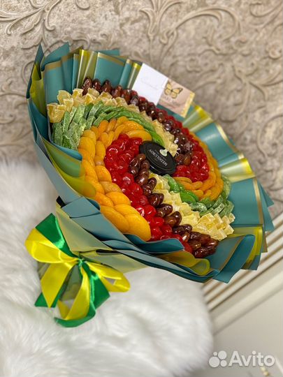 Букет из сухофруктов