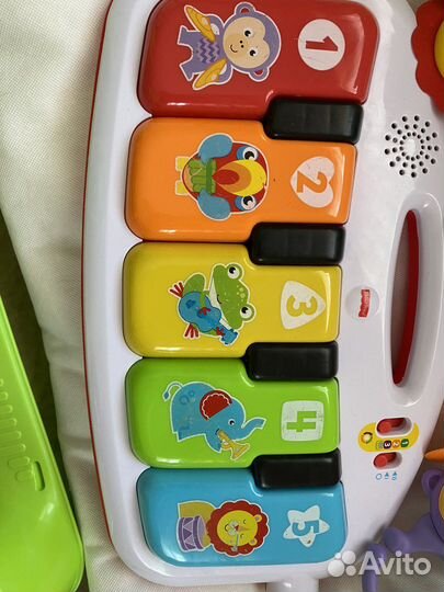 Развивающий коврик с пианино