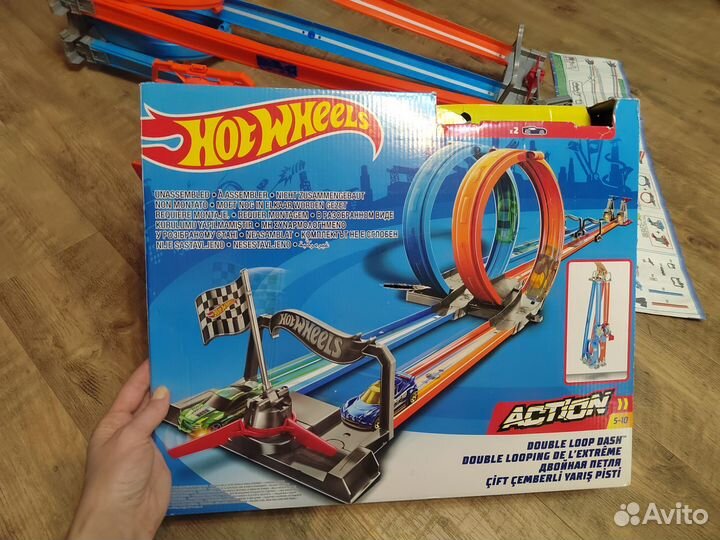Hot wheels скоростные мёртвые петли