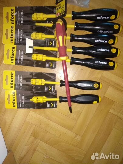 Отвертка магнитная