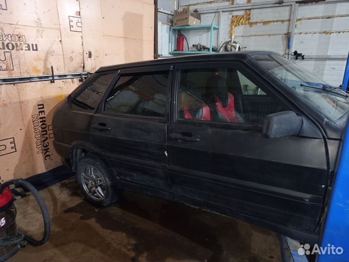 ВАЗ 2114 Samara 1.6 МТ, 2007, битый, 250 000 км