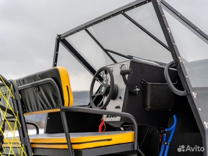 Аэролодка Alligator cargo 700 Черного цвета