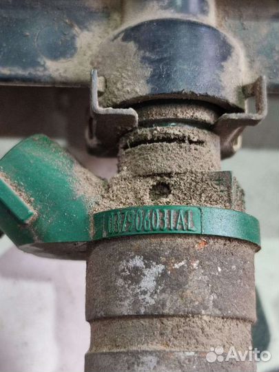 Рейка топливная с форсунками Шкода Октавия тур А4