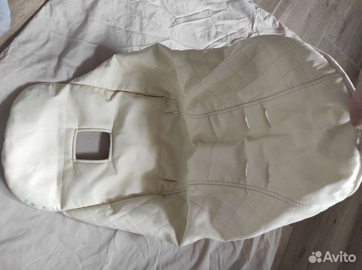 Чехол кожзам на детский стульчик для кормления