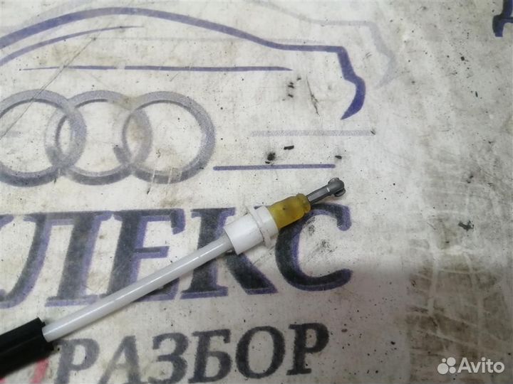 Трос открывания задней двери Audi Allroad quattro