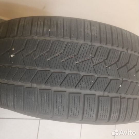 Continental ContiWinterContact TS 860S 225/40 R19 и 255/35 R19