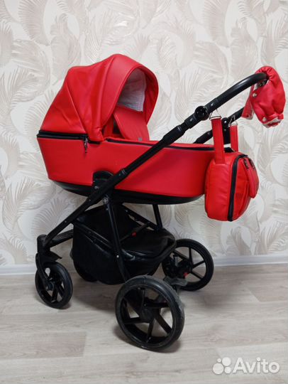 Шикарная Коляска из экокожи