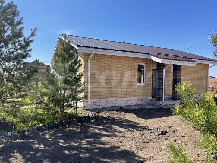 Дом 76 м² на участке 5 сот.