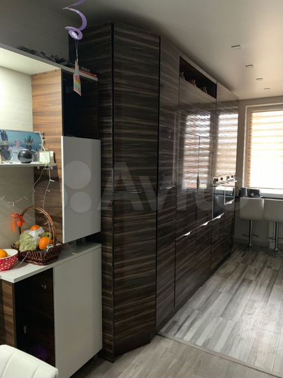 4-к. квартира, 127 м², 4/17 эт.