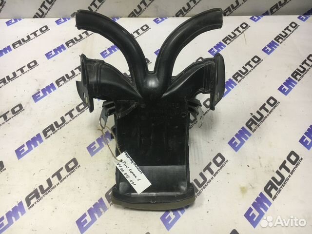 Воздуховод отопителя Рено Сценик 1